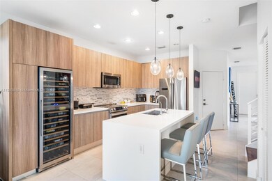 10263 NW 72nd St unit 10263, Doral, FL 33178 - photo 6