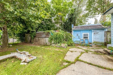 805 Alvord Ave, Flint, MI 48507 - photo 7