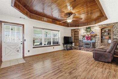 1516 Indian Creek Terrace, Tuttle, OK 73089 - photo 5