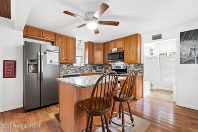 54 Mitchell St, Pittston, PA 18640 - photo 4