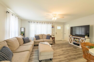 400 Hemlock Dr, Frankfort, IN 46041 - photo 5