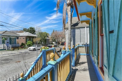 715 Constantinople St, New Orleans, LA 70115 - photo 3