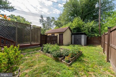 2739 Kildaire Dr, Parkville, MD 21234 - photo 5