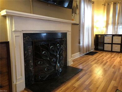 Wood Burning Fireplace beautifully framed Mantel ...