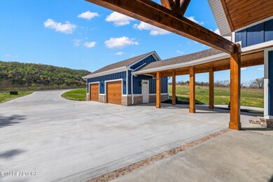 05-127-Waterfront-Knoll-Sharps-Chapel-TN