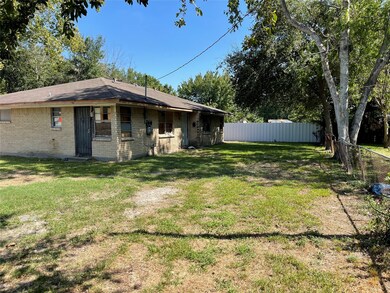 4502 Hirsch Rd, Houston, TX 77026 - photo 4