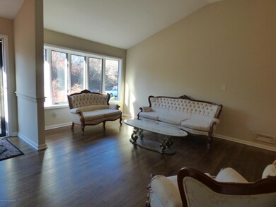 26 Oakcrest Dr, Neptune, NJ 07753 - photo 7