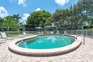 3300 Binnacle Dr unit 111, Naples, FL 34103 - photo 6