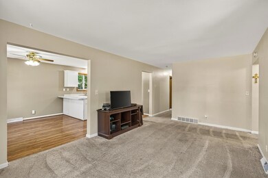 12780 1st Ave S, Zimmerman, MN 55398 - photo 4