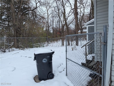 10005 Cumberland Ave, Cleveland, OH 44104 - photo 4