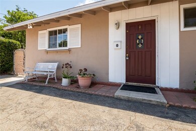 20808 Clark St, Woodland Hills, CA 91367 - photo 4