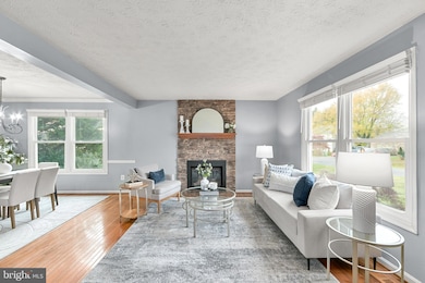 8117 Arrowhead Ct, Frederick, MD 21702 - photo 5