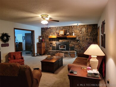 1704 Lakeview Dr, Eufaula, OK 74432 - photo 5