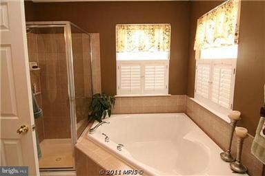 9705 Biggs Rd, Middle River, MD 21220 - photo 4