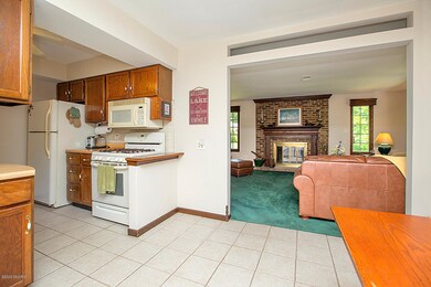 51044 Garret Rd, Dowagiac, MI 49047 - photo 2