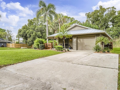 2103 31st Ave, Vero Beach, FL 32960 - photo 2