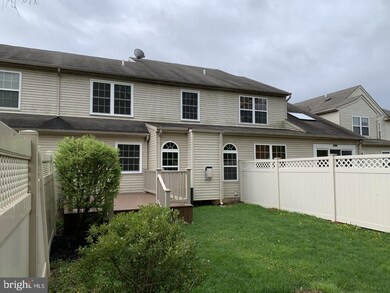 5543 Stonecroft Ln, Allentown, PA 18106 - photo 5