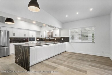 012-326WestminsterRoad-WestPalmBeach-FL-