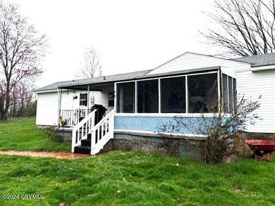 914 N Mill Rd, Milton, PA 17847 - photo 2