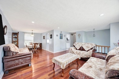 5350 Orchardcreek Ct, Cincinnati, OH 45239 - photo 7