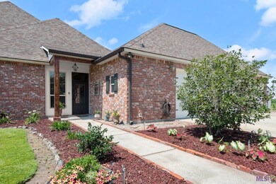 194 Montrachet Dr, Port Allen, LA 70767 - photo 6