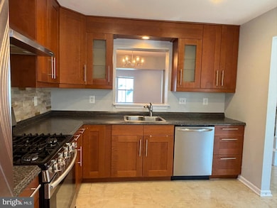 4666 Louise Saint Claire Dr, Doylestown, PA 18902 - photo 5