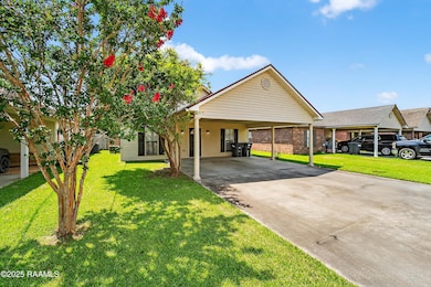 1518 S Patout St, New Iberia, LA 70560 - photo 3