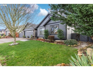 612 N 6th St, Carlton, OR 97111 - photo 2