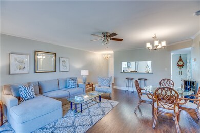 Nicely furnished living &  dining room