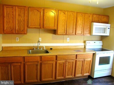 1862 Simons Ct, Edgewood, MD 21040 - photo 3