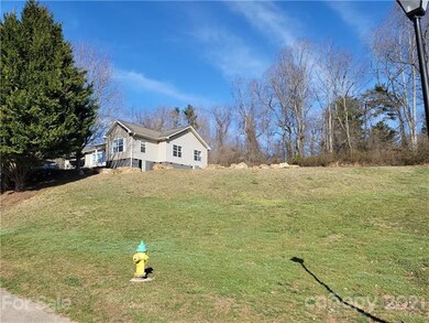 45 N Willow Brook Dr, Asheville, NC 28806 - photo 3