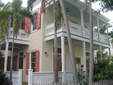 320 Wm St.
