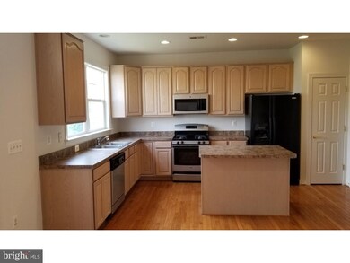 8185 Cobble Pond Way, Manassas, VA 20111 - photo 4