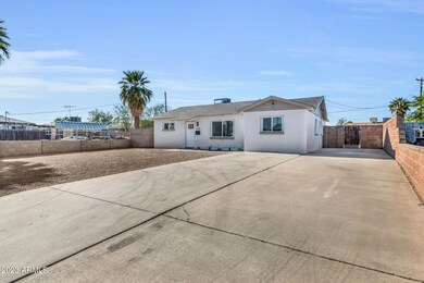 3-web-or-mls-2930 W Orchid-3