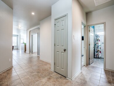 24530 Walnut Pass unit 3, San Antonio, TX 78255 - photo 5