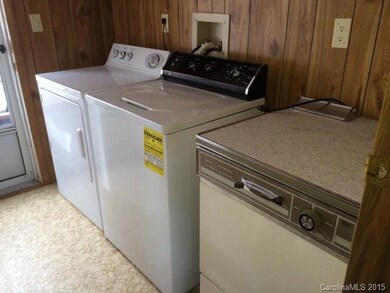 502 English Branch Rd, Burnsville, NC 28714 - photo 4