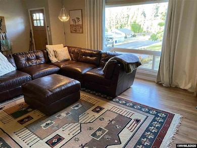 3305 Hulsey Ave SE, Salem, OR 97302 - photo 2