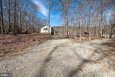 815 Pheasant Dr, Winchester, VA 22602 - photo 2