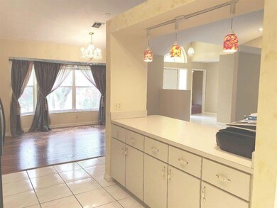 Kitchen island/workspace