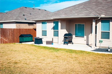 8617 Sandy Park Dr, Fort Worth, TX 76179 - photo 3