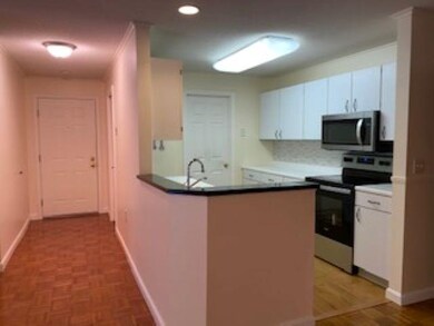 22 Windsor Ct, Keene, NH 03431 - photo 4