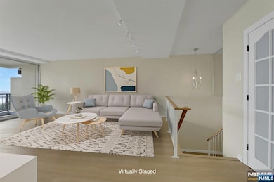 Horizon House unit 627, Fort Lee, NJ 07024 - photo 4