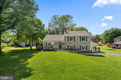 220 Canterbury Dr, Wallingford, PA 19086 - photo 2