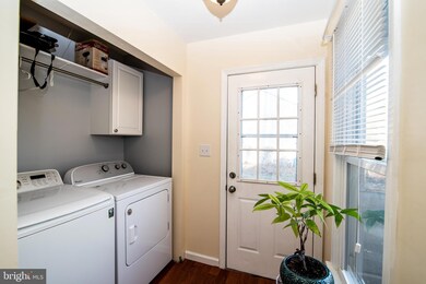 10803 Cobblestone Dr, Spotsylvania, VA 22553 - photo 4