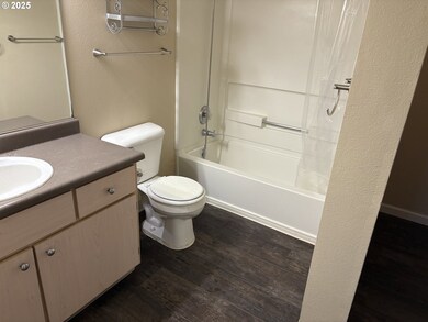 15058 NW Central Dr unit 1003, Portland, OR 97229 - photo 5