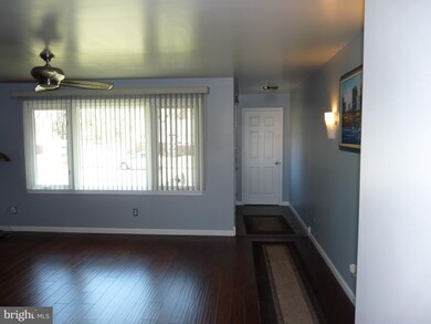 517 Beverly Dr, Magnolia, NJ 08049 - photo 5