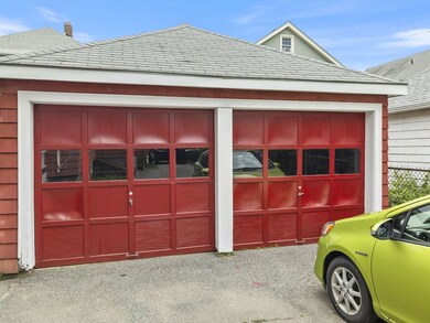 106 Cypress St, Watertown, MA 02472 - photo 4