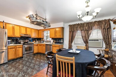 117 Elmwood Ave, Atlantic Highlands, NJ 07716 - photo 5