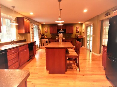 6 Baldwin Rd, Schenectady, NY 12302 - photo 5