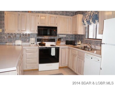 611 Lazy Days Rd unit Z 7, Osage Beach, MO 65065 - photo 6